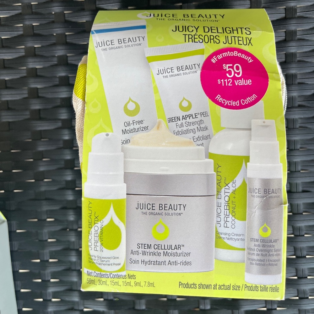 New Juice Beauty Juicy Delights Holiday Gift Set